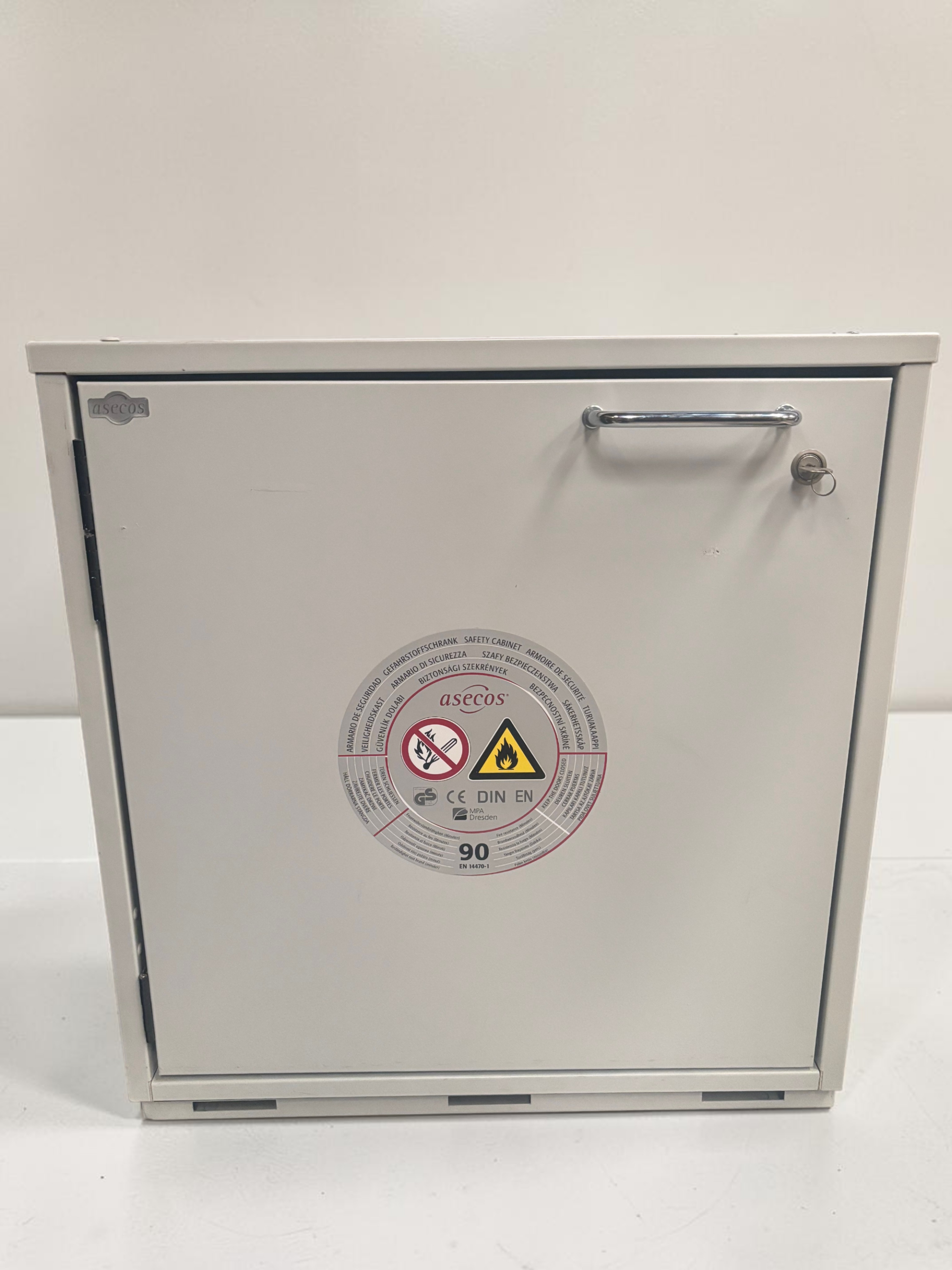 Armoire de sécurité pour produits inflammables ASECOS Occasion
