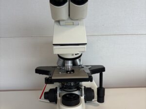 LEICA Microscope DM 2000 LED Occasion