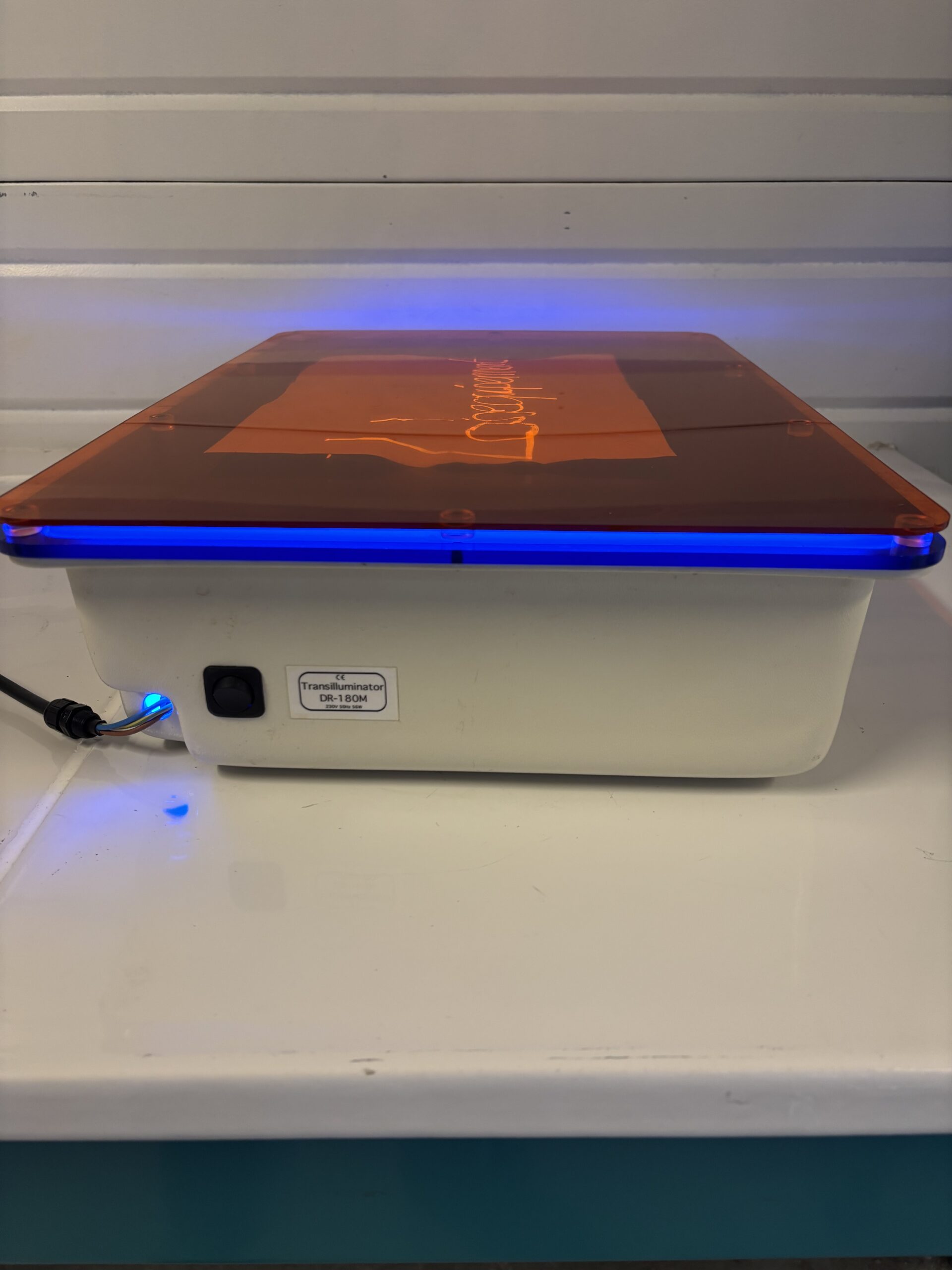 CLARE CHEMICAL RESEARCH Transilluminateur Dark Reader DR-180M Occasion – Image 3